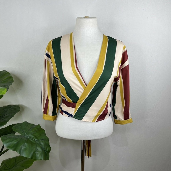 Boohoo Stripe Wrap Top Size 8 NWT - Picture 5 of 12